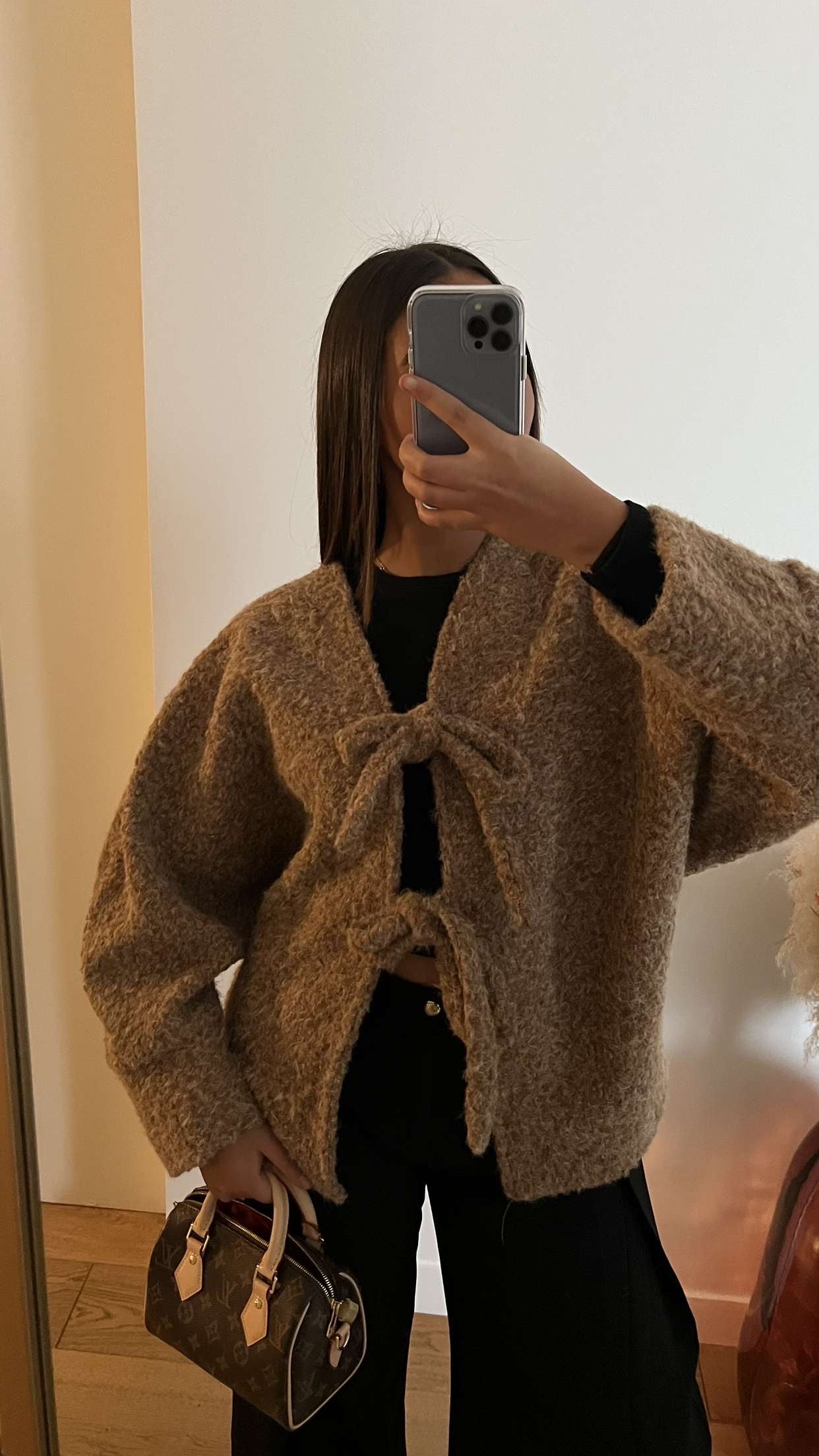 Gros gilet à noeud marron