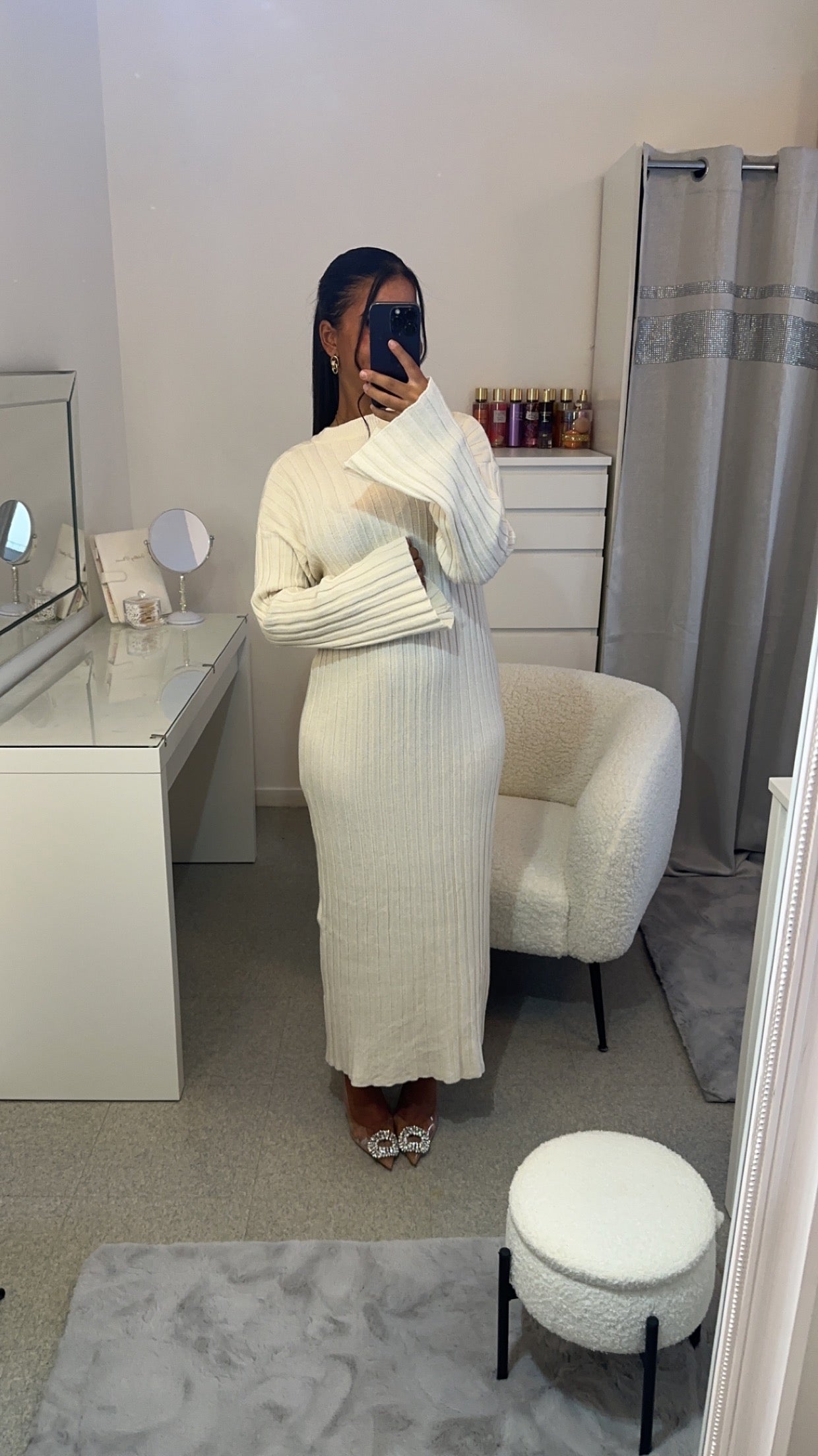 Robe à manche évasée beige