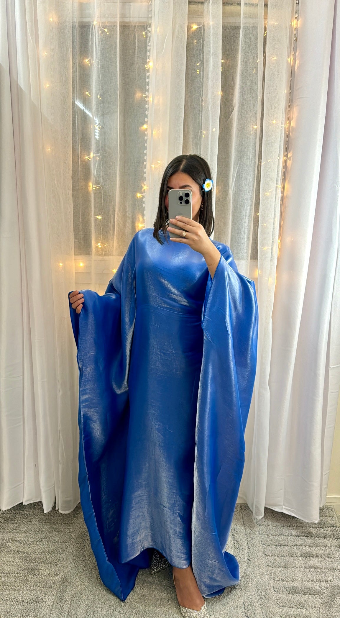 Abaya Najia satiné bleu