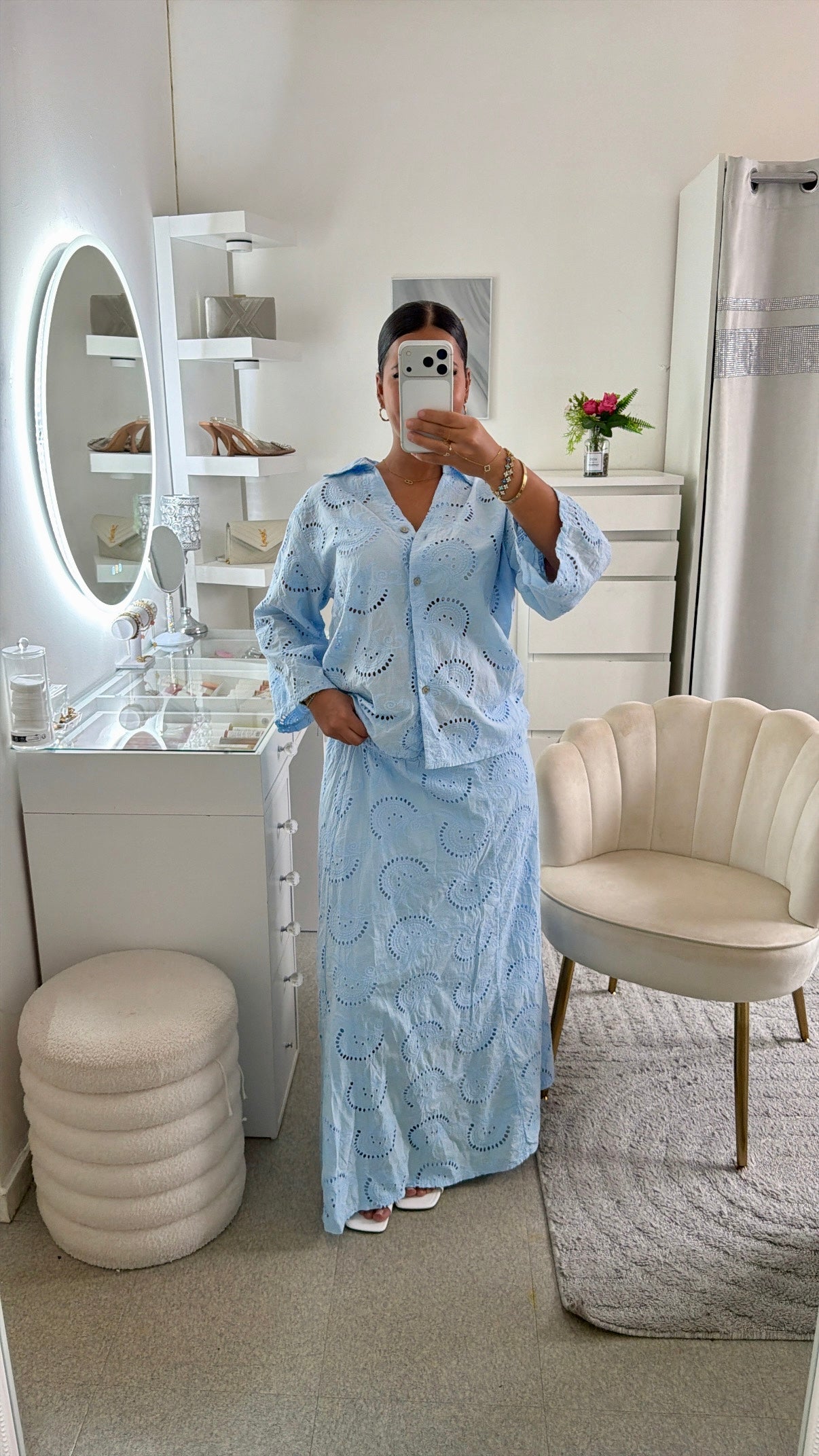 Ensemble Tasnim bleu