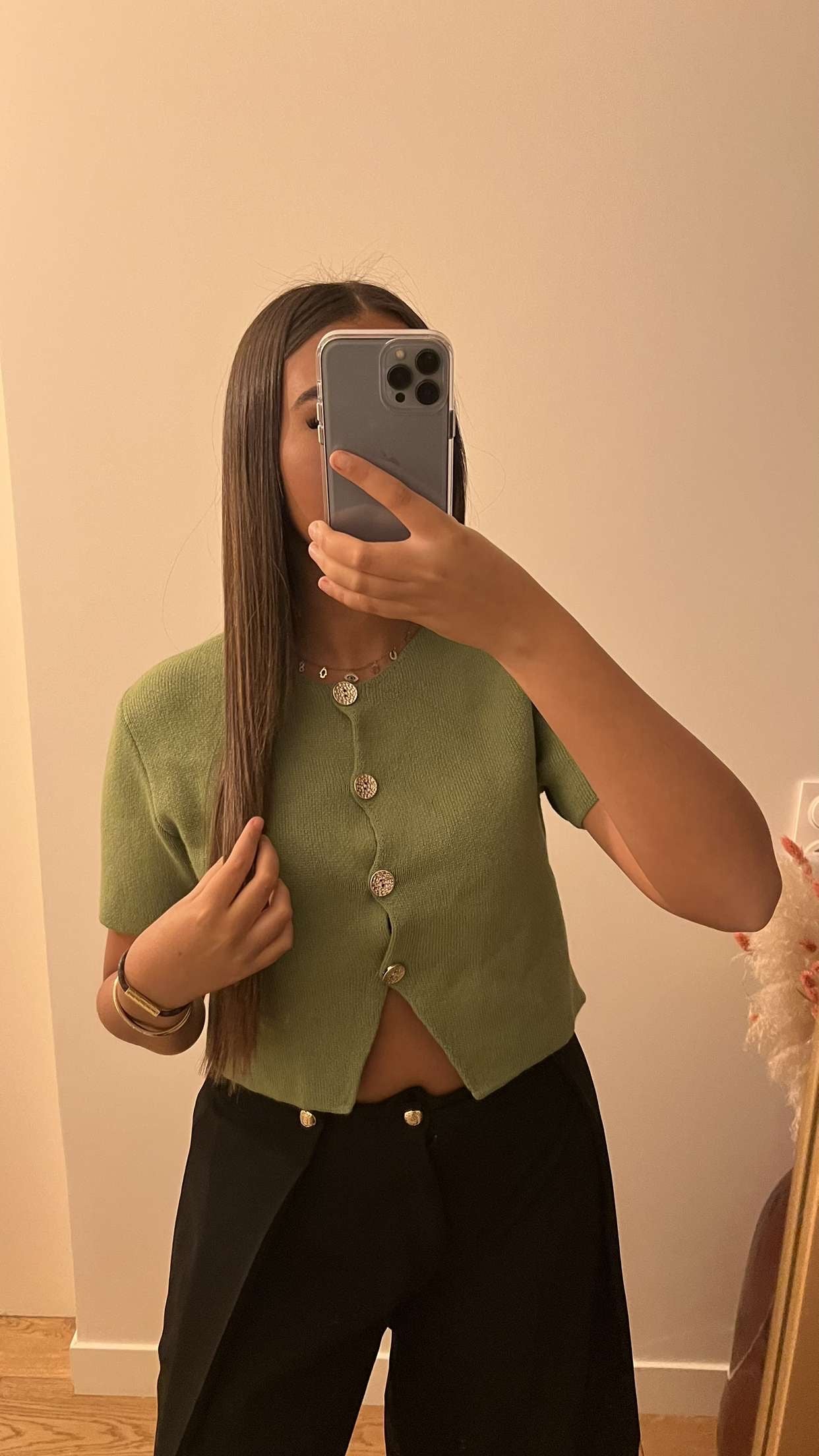 Top à deux boutons vert