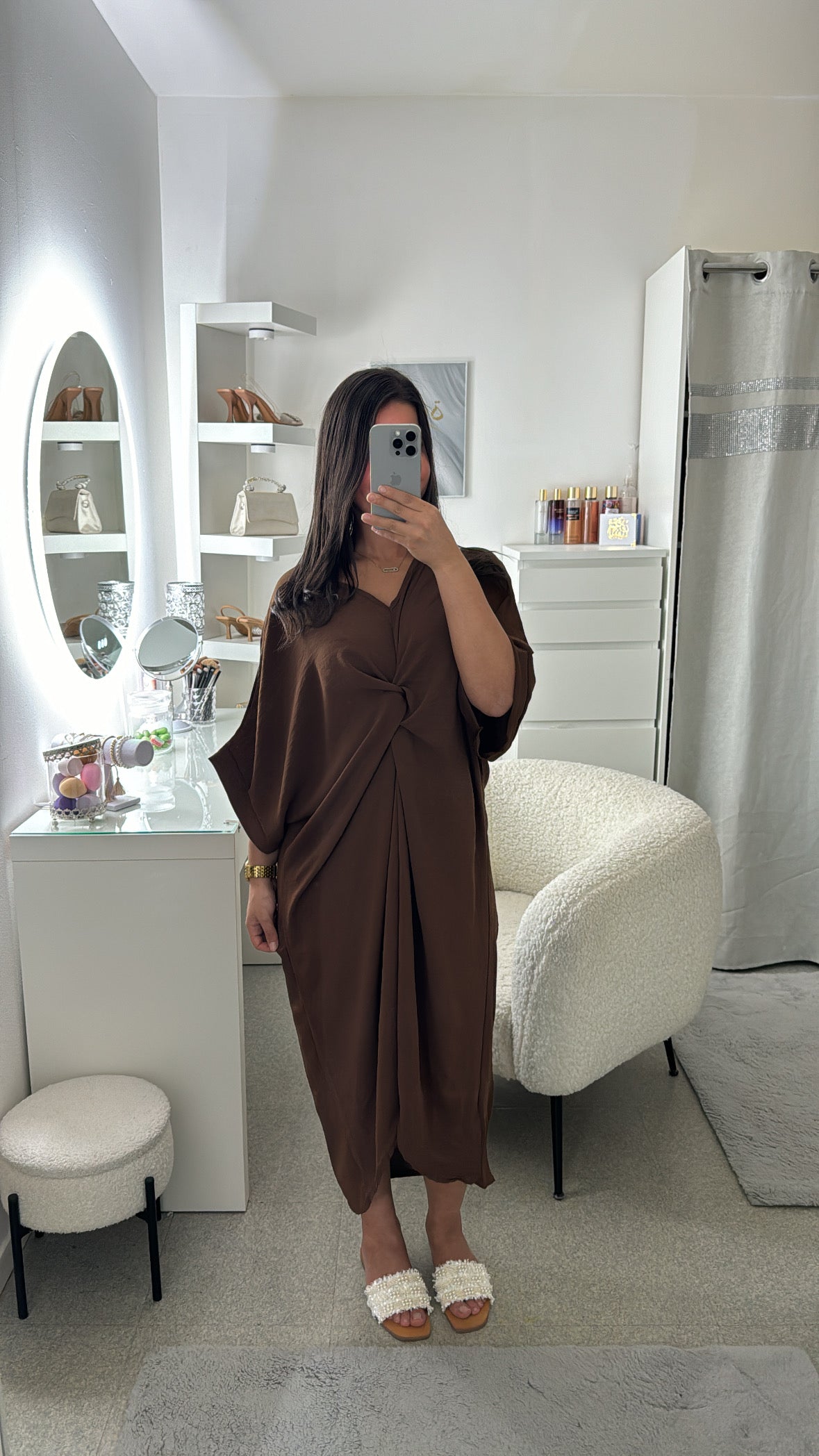 Robe à noeud marron