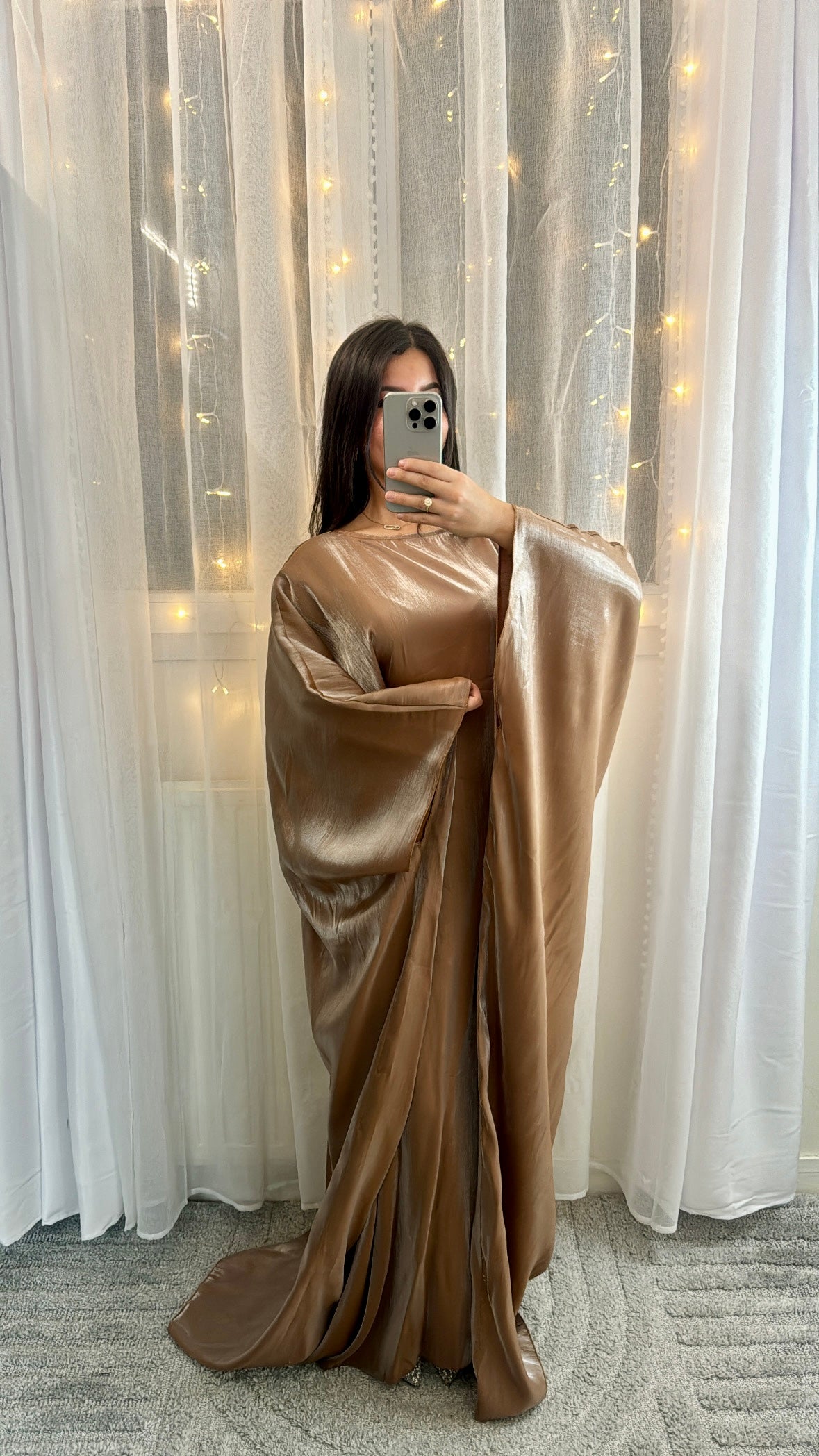 Abaya Sana marron satiné