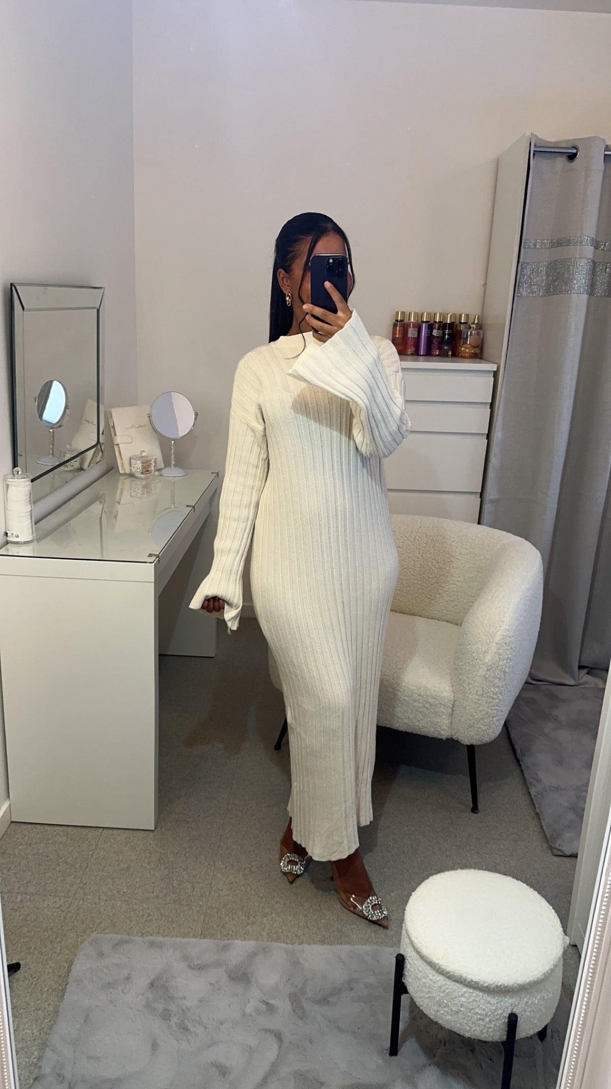 Robe à manche évasée beige