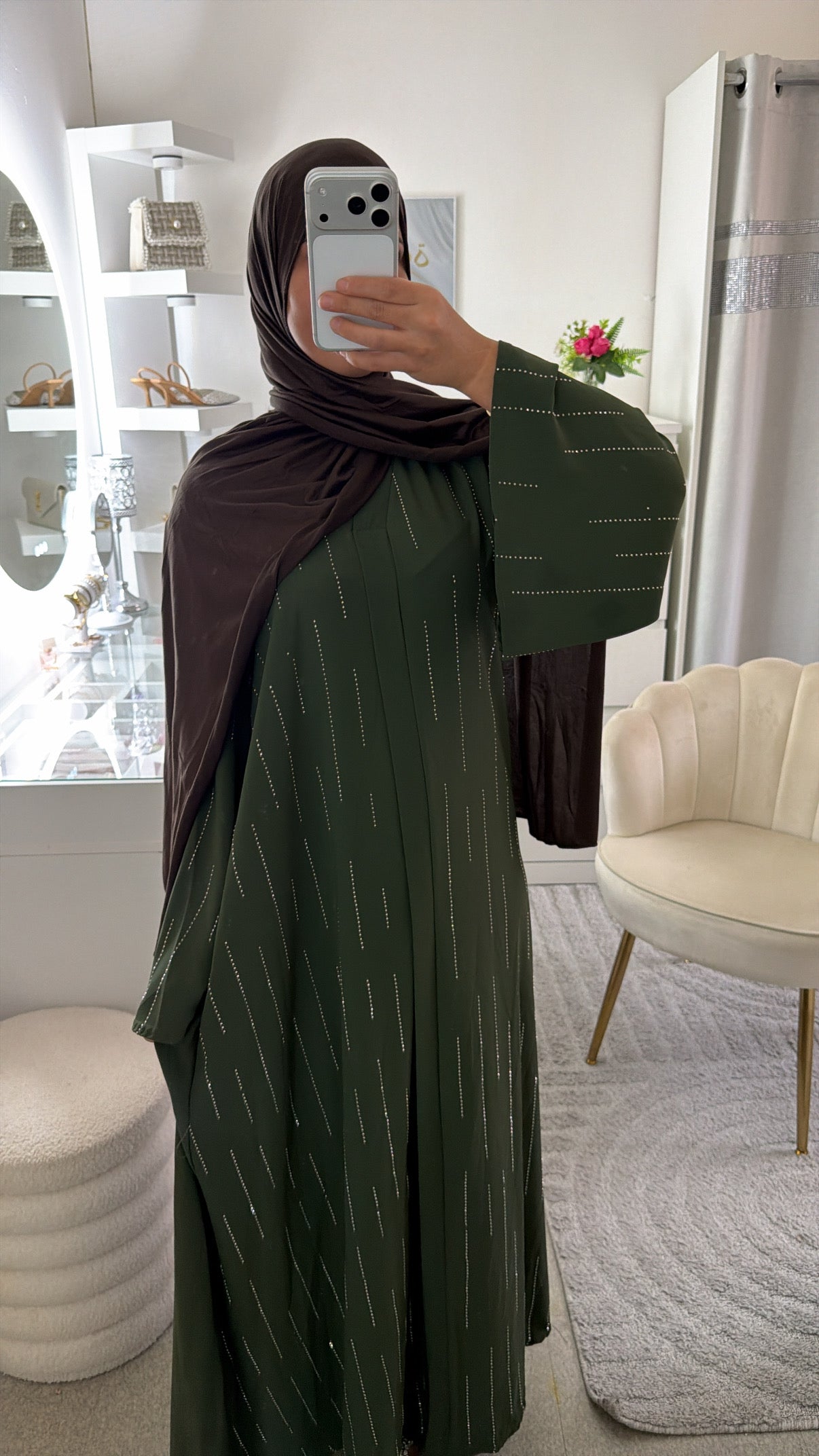 Abaya Inaya avec strass vert