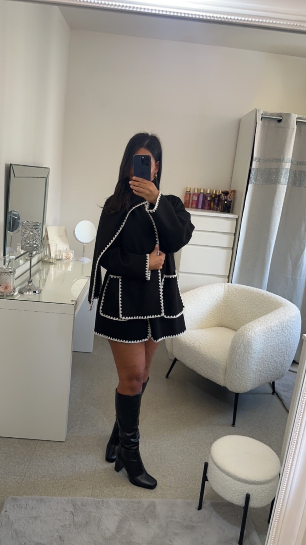Veste avec écharpe noir