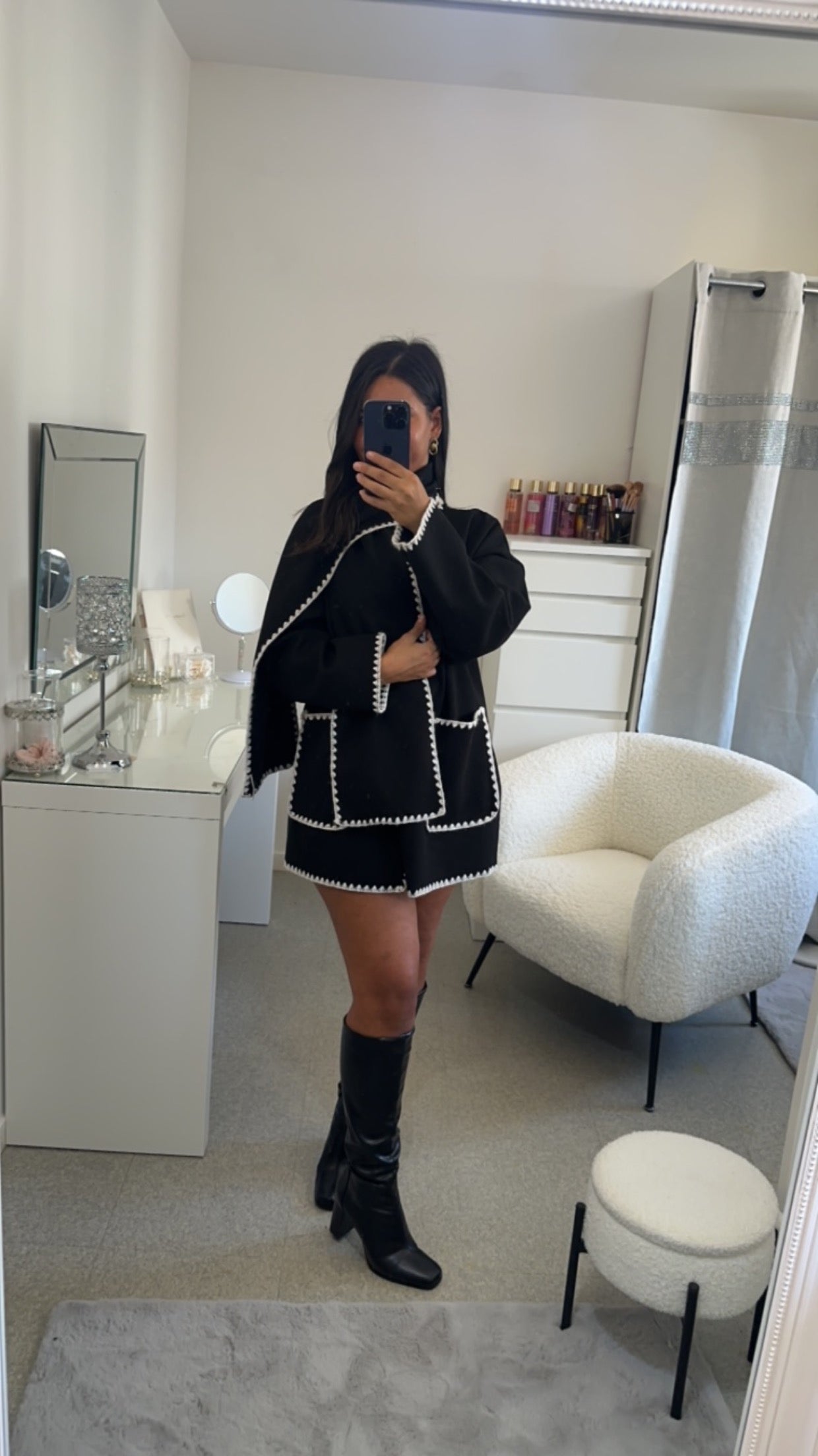 Veste avec écharpe noir