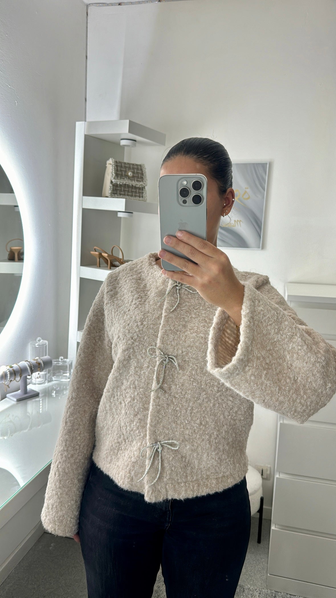 Veste à petit noeud