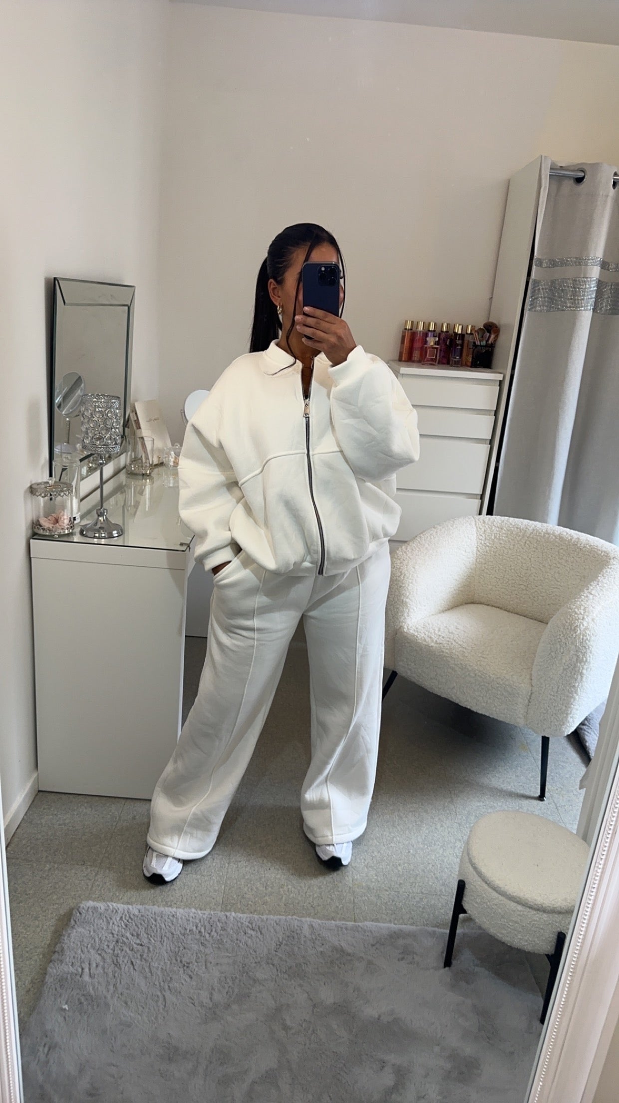 Ensemble jogging + gilet avec zipe blanc