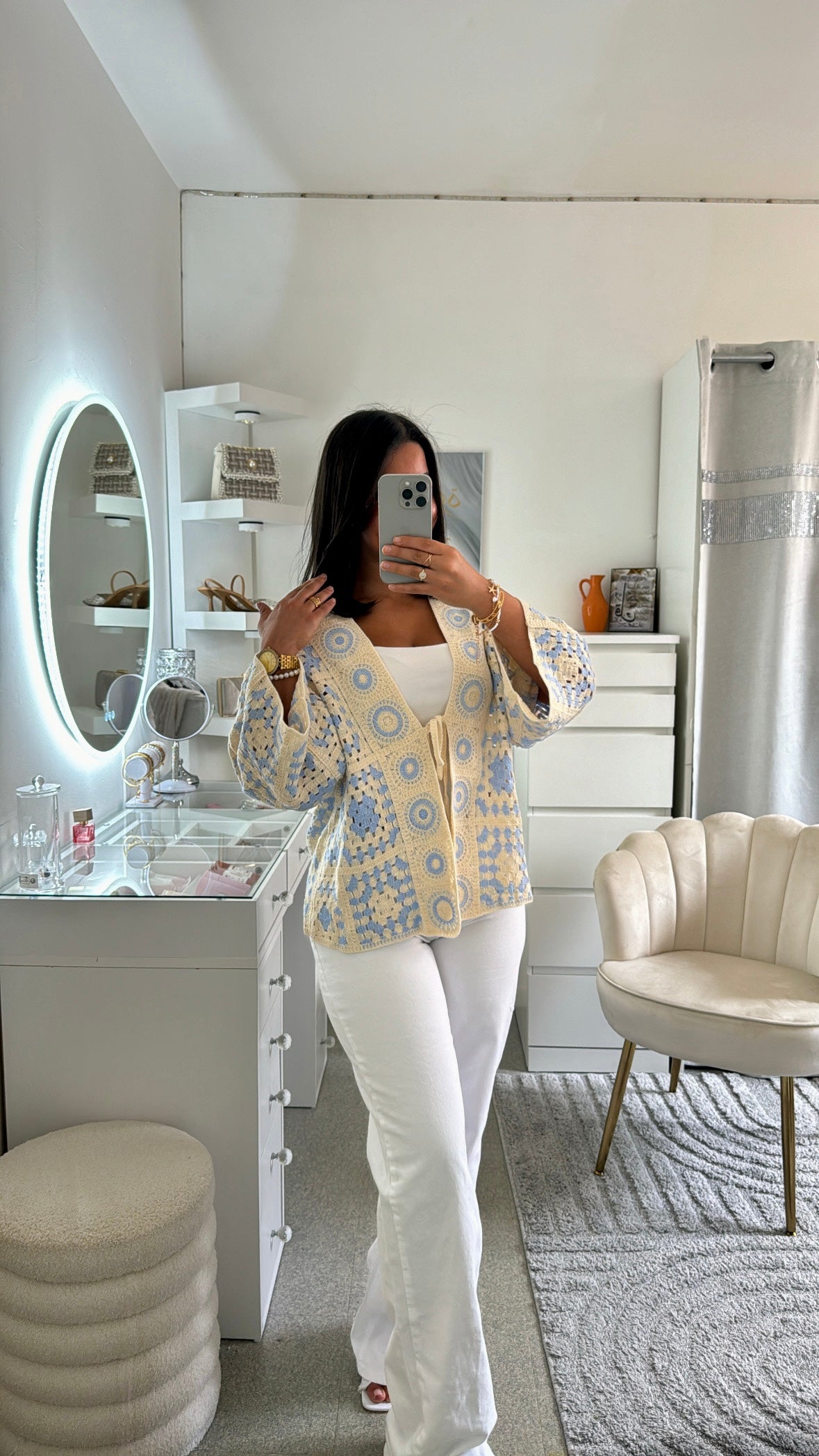 Cardigan en crochet à lacet bleu