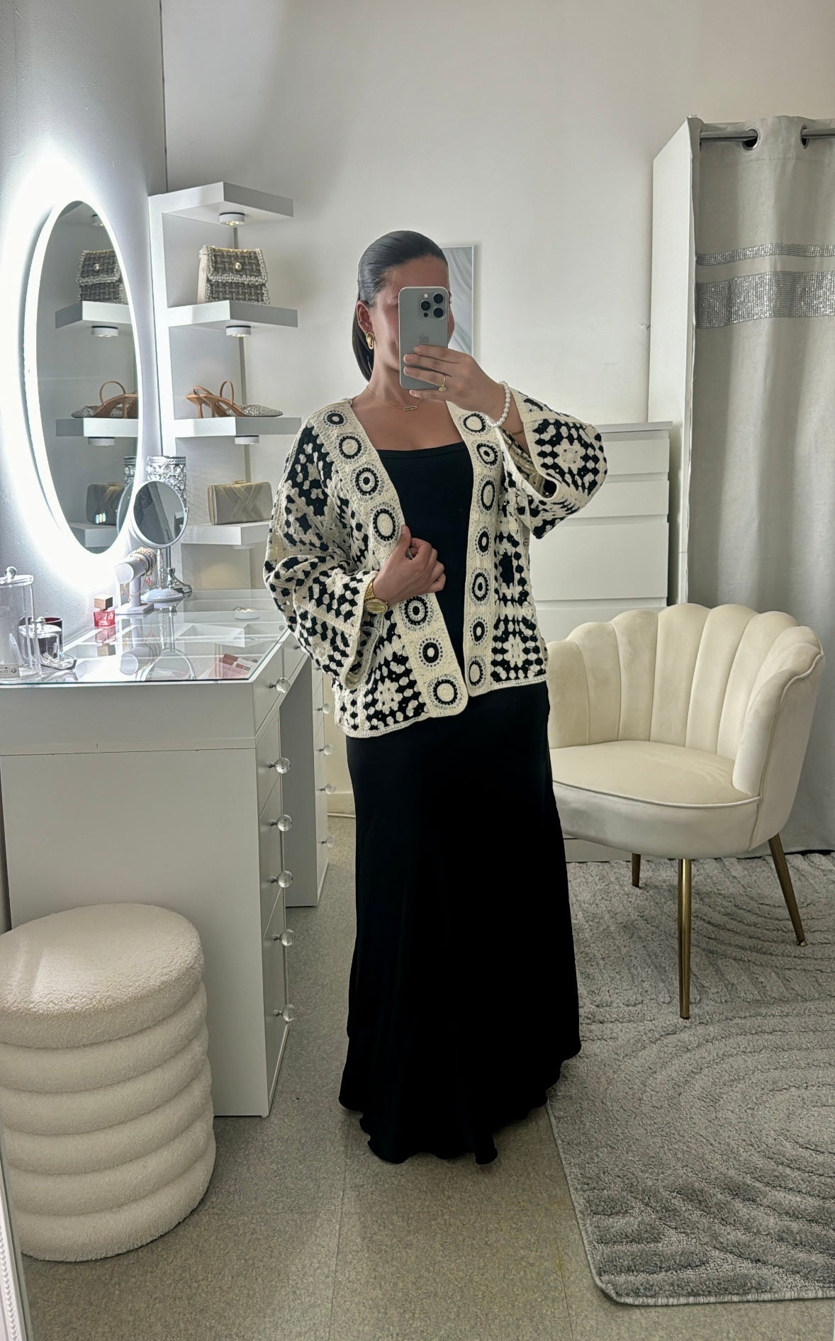 Cardigan en crochet noir