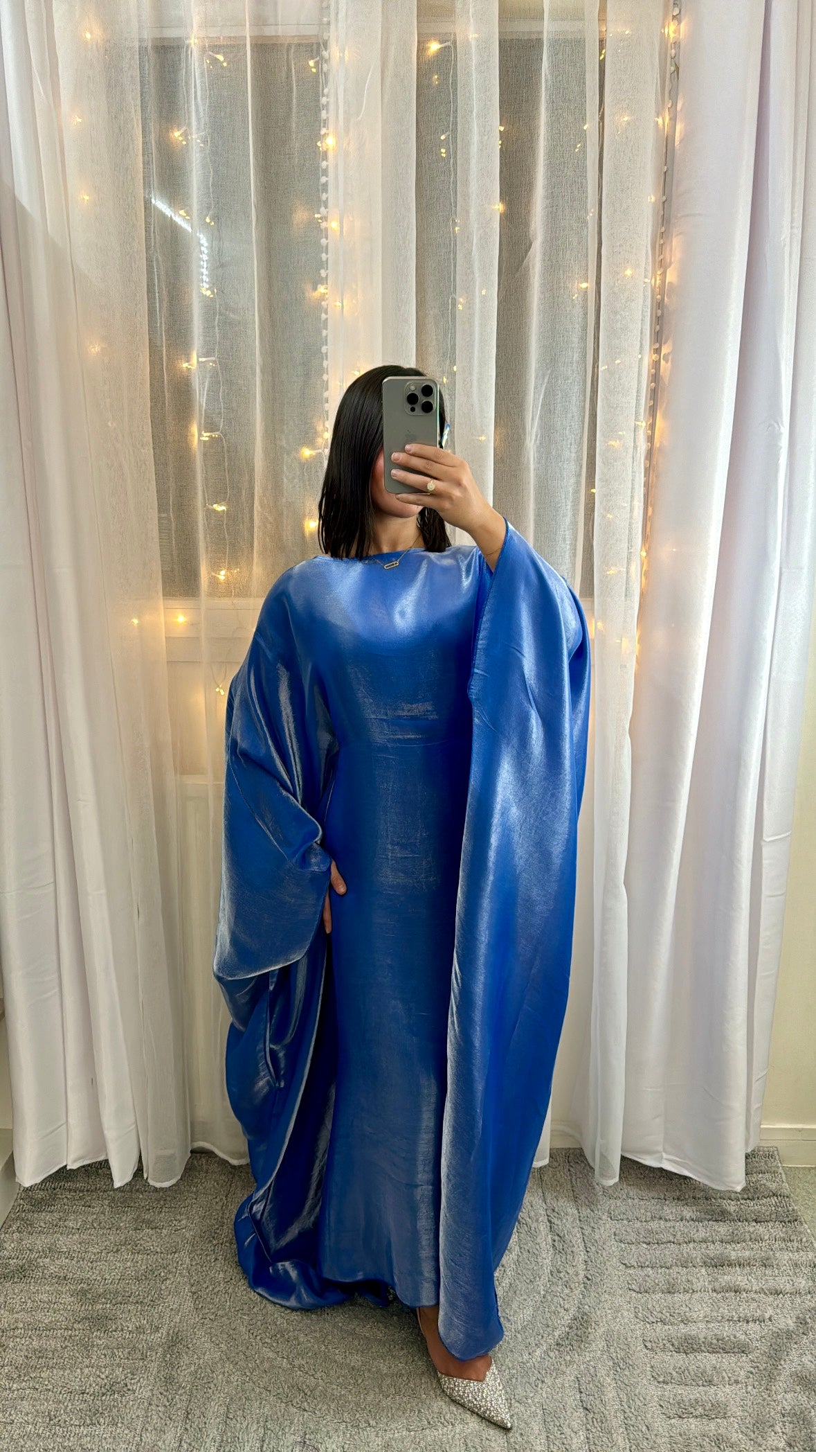 Abaya Najia satiné bleu