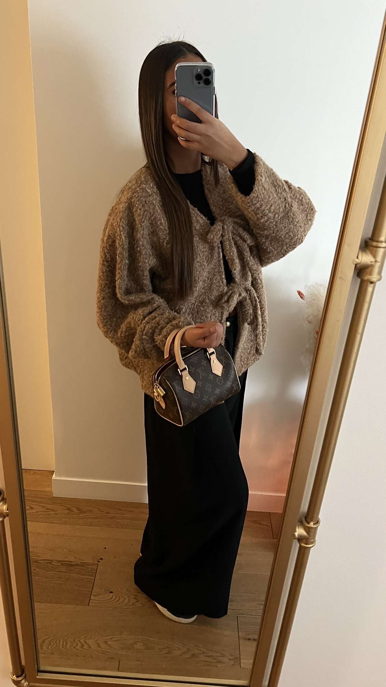Gros gilet à noeud marron