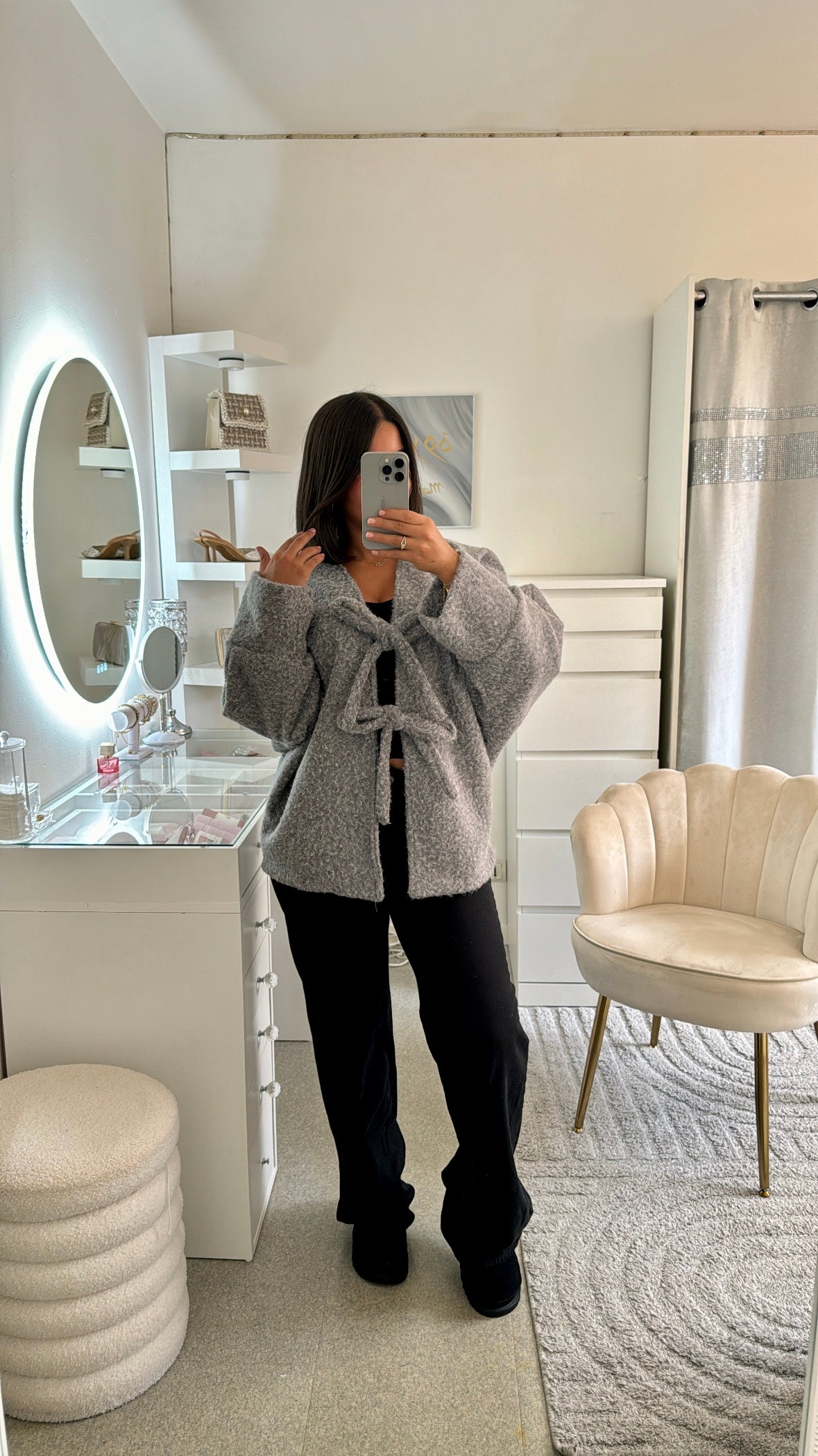 Gros gilet à noeud gris