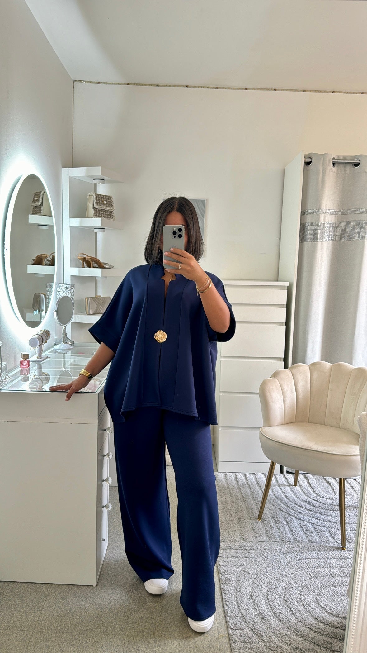 Ensemble Amany bleu roi