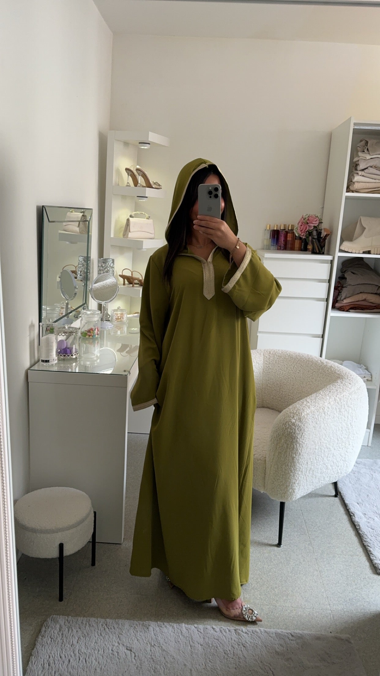 Abaya capuche avec poche vert