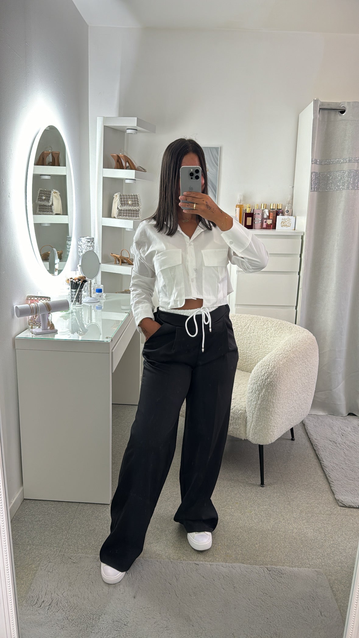 Pantalon droit avec bande blanche