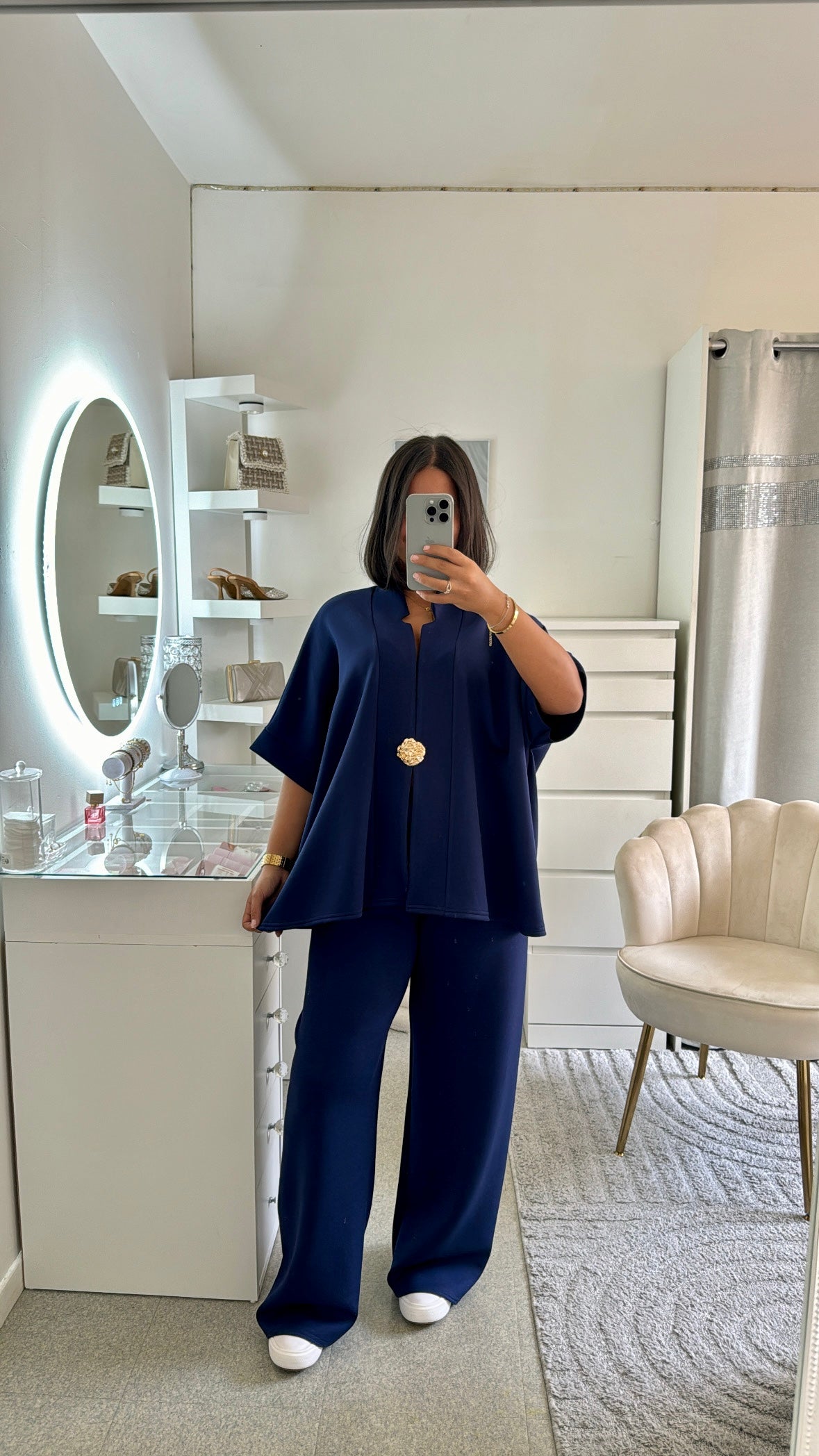 Ensemble Amany bleu roi