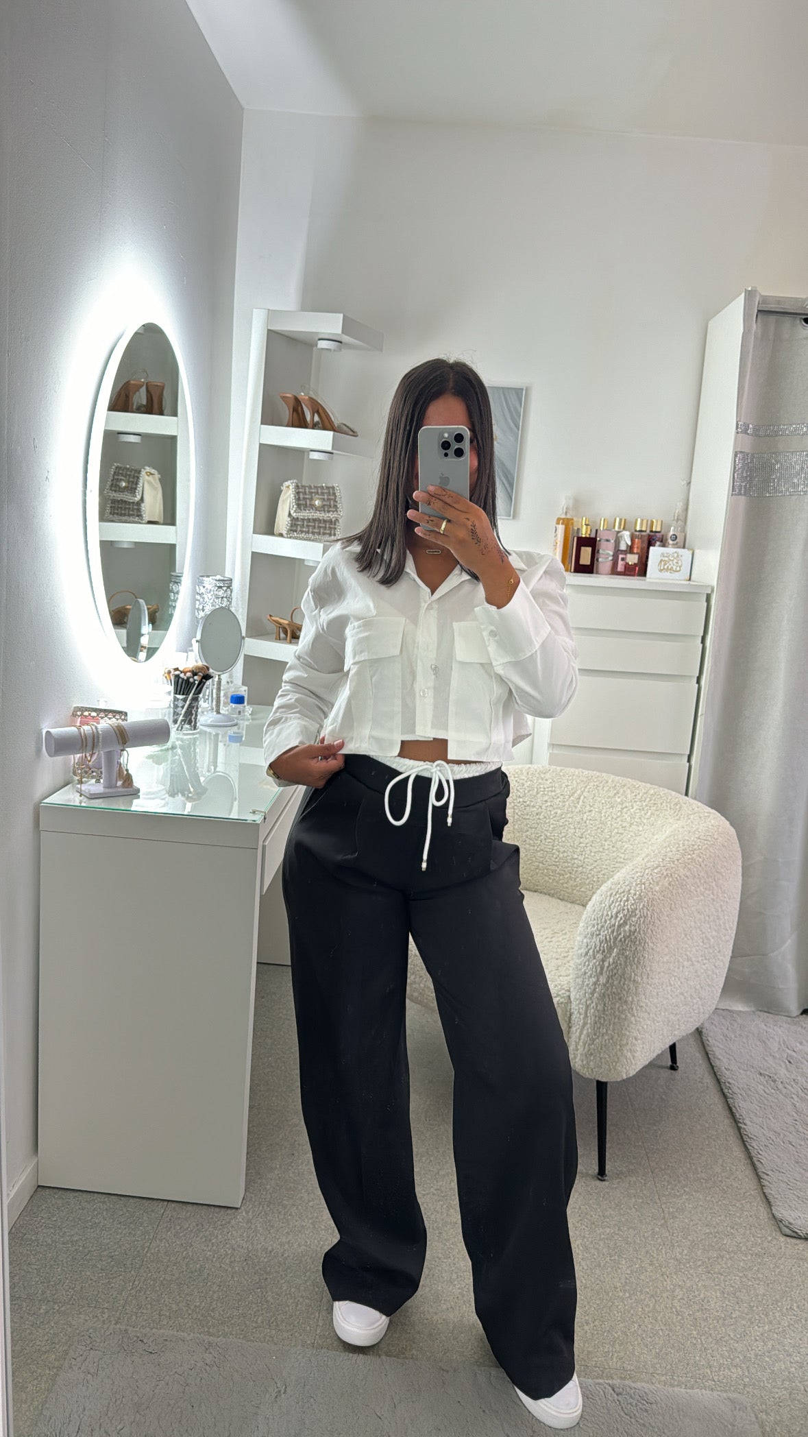 Pantalon droit avec bande blanche