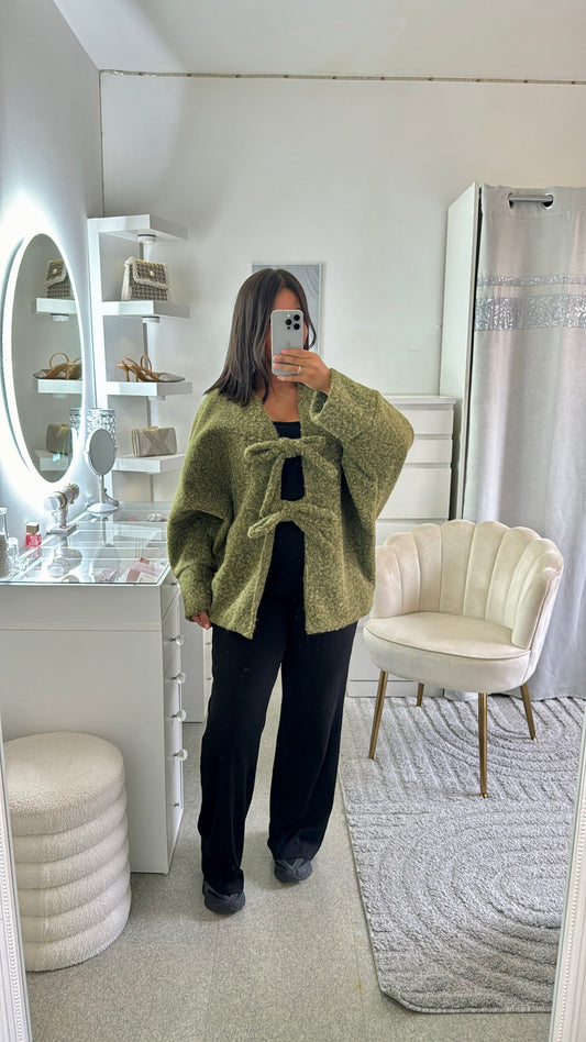Gros gilet à noeud vert