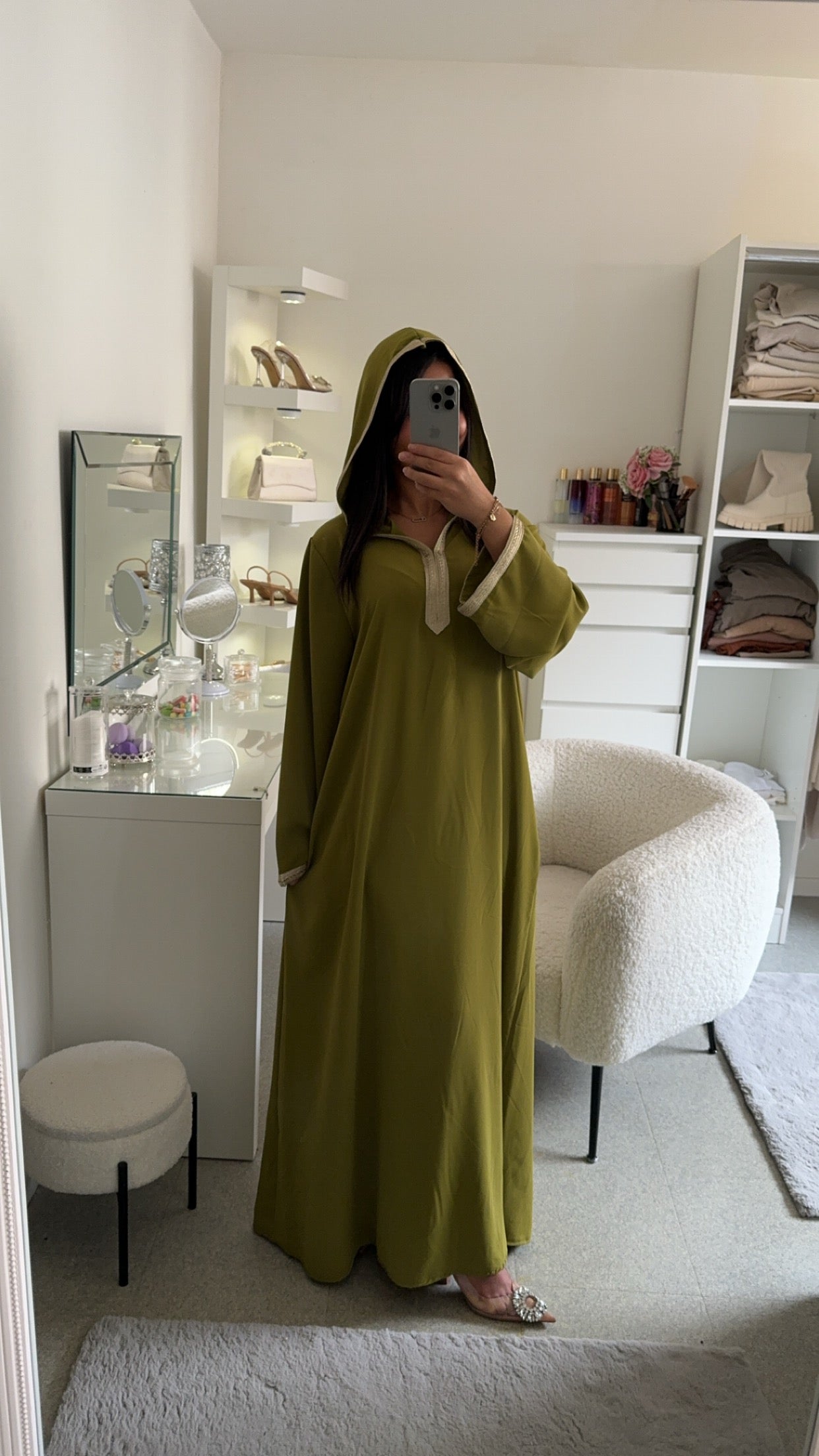 Abaya capuche avec poche vert