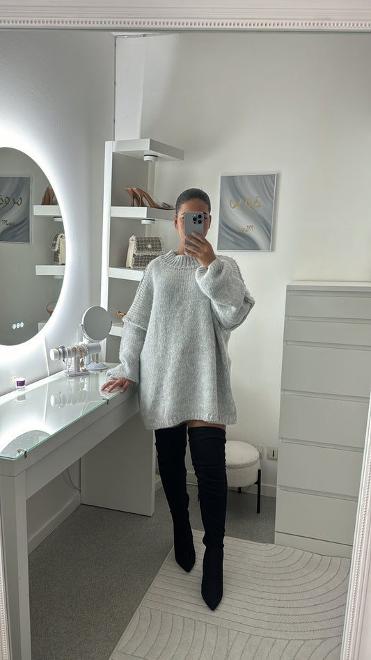 Pull long épais en laine gris