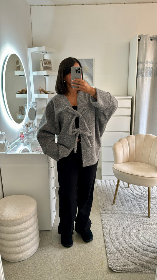 Gros gilet à noeud gris