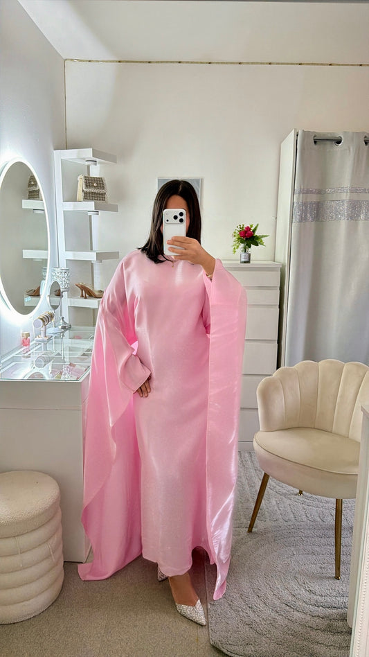 Robe Anaya rose