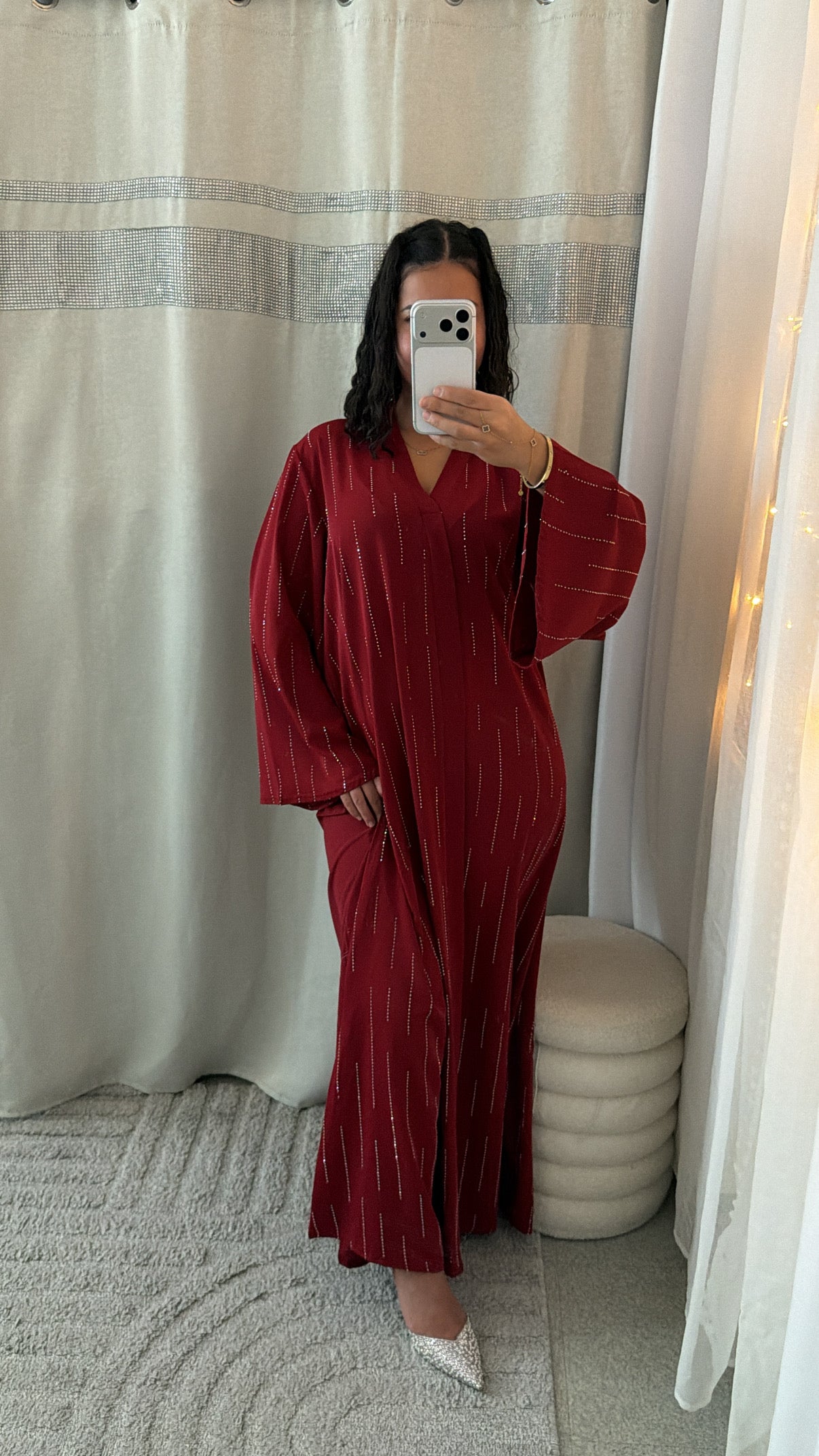 Abaya Inaya à strass rouge